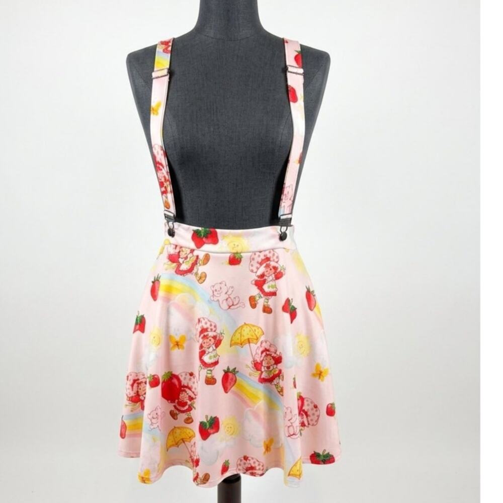 Hot Topic Plus Size 2 Strawberry‎ Shortcake Mini Suspender Skirt Skirtall 2X New